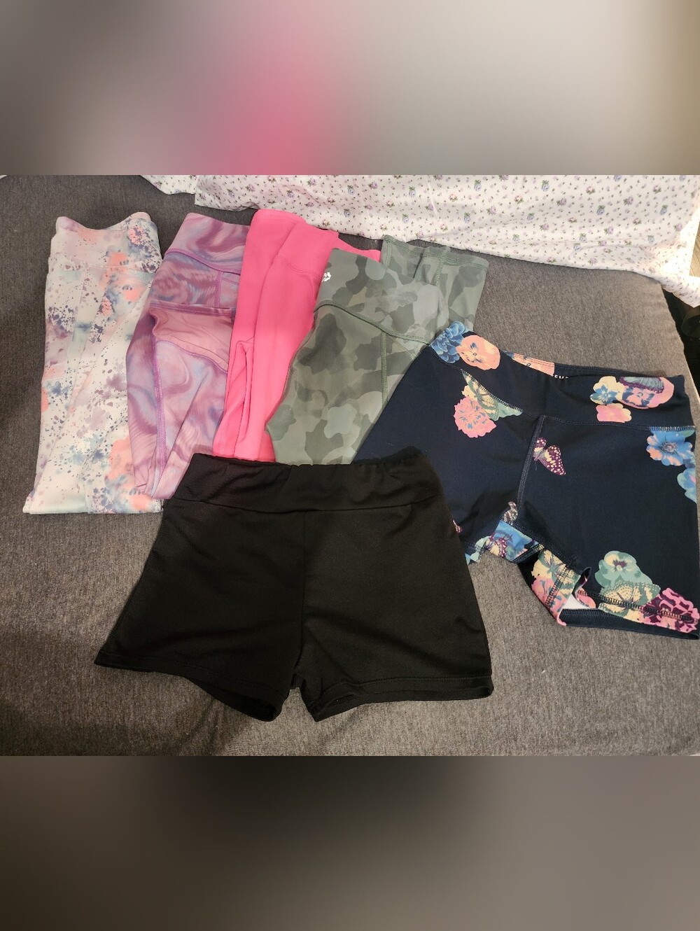 Girls Leggings Active Bundle - 4 Pair Leggings 2 Pair Shorts Sz 7 / 8 Medium